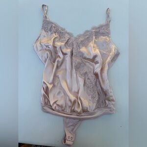 Abercrombie & Fitch Lace Detail Bodysuit - Cream - Size S